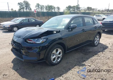 2025 Honda Hr-V Awd Lx z USA, uszkodzony, nr VIN 3CZRZ2H36SM769247